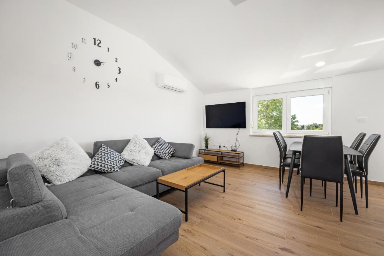 Luxury Apartments Lotus&Lovor Pula Zewnętrze zdjęcie
