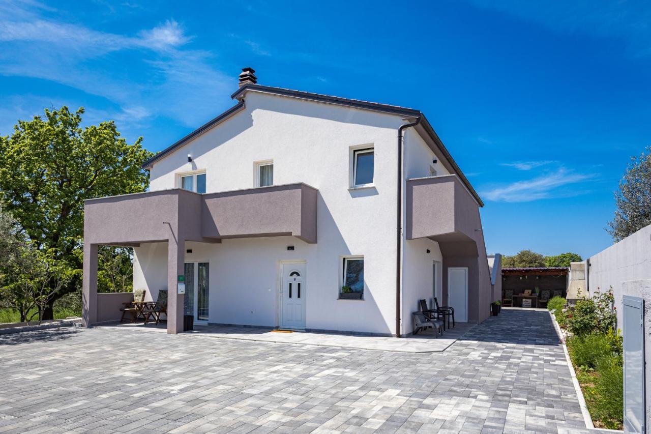 Luxury Apartments Lotus&Lovor Pula Zewnętrze zdjęcie