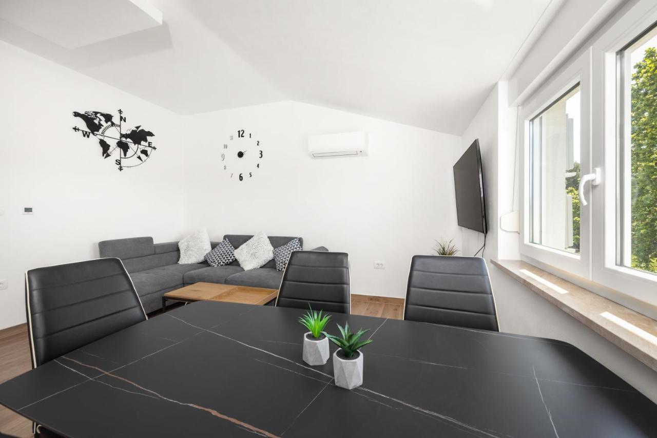 Luxury Apartments Lotus&Lovor Pula Zewnętrze zdjęcie